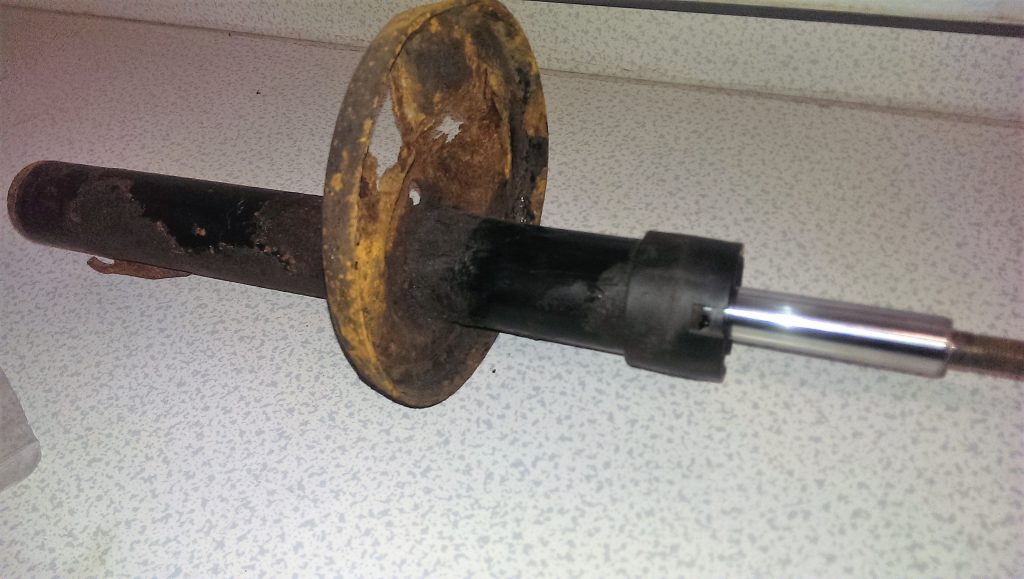 Faulty corroded shock absorber